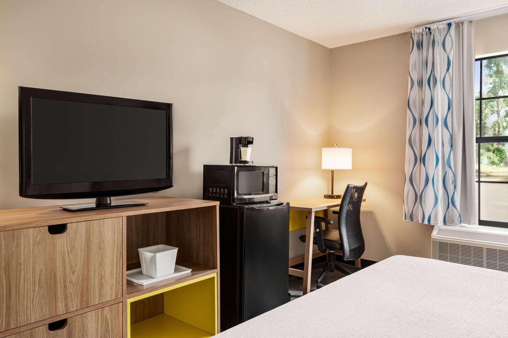 Days Inn By Wyndham Шелоут Екстер'єр фото